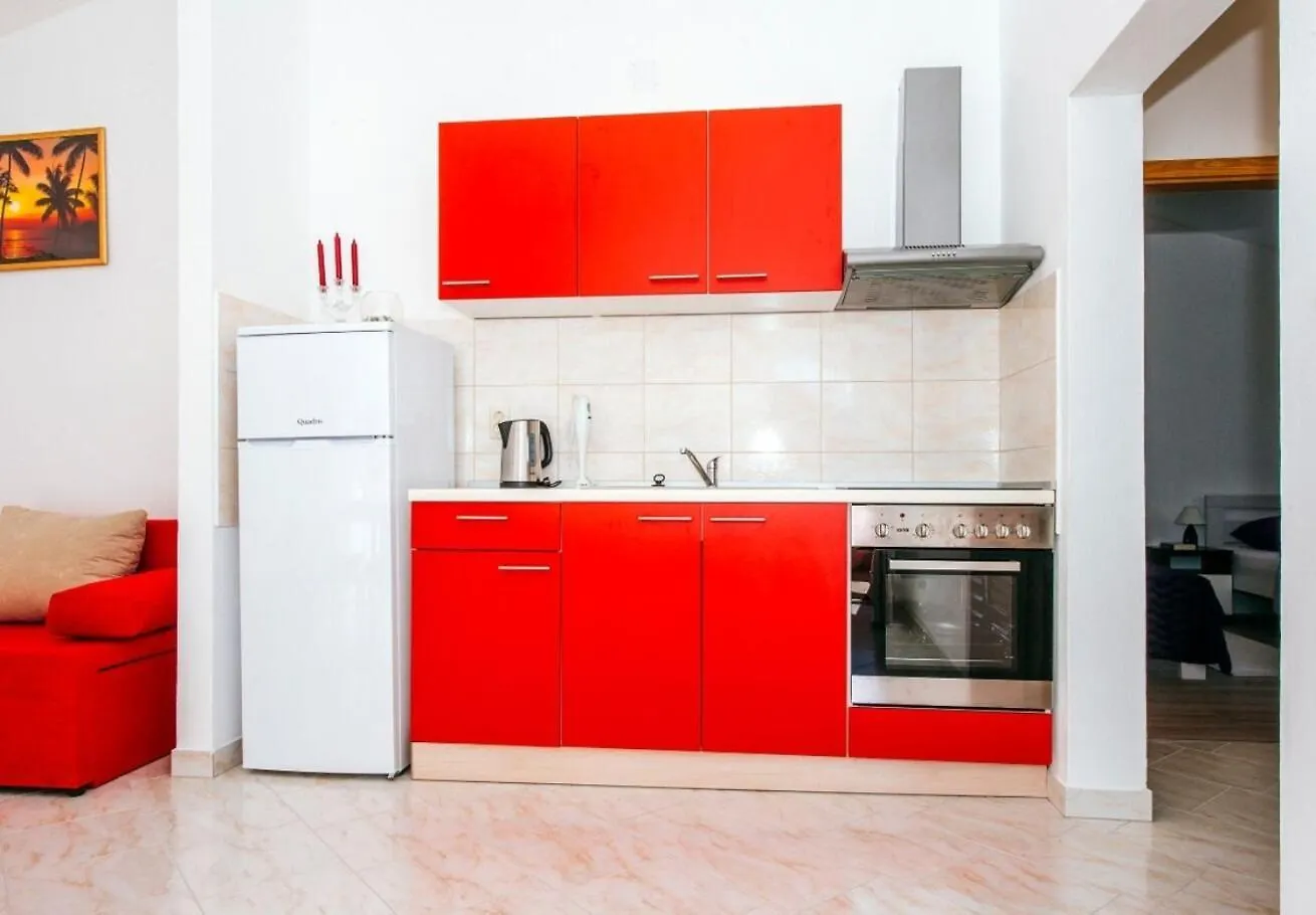 Apartments Ljubo - Modern Andy Cosy 브르시